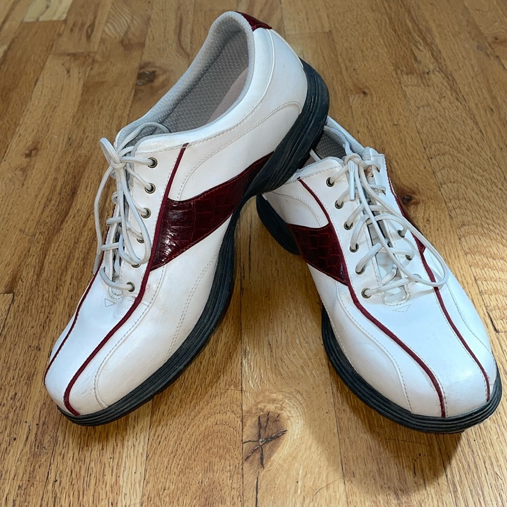 4 for $20 special 
Callaway Women’s Golf Shoes with Leather Uppers in Size 9